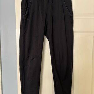 Women’s Underarmour UA Black Joggers Loose Fit